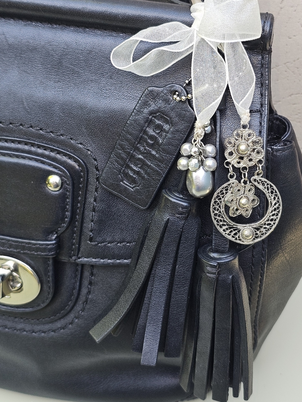 Legacy Coach 2012 Willis Pocket Leather Turn Lock Crossbody Bag Strap